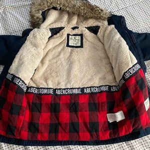 Hooded, waterproof, warm, parka for 13/14 child